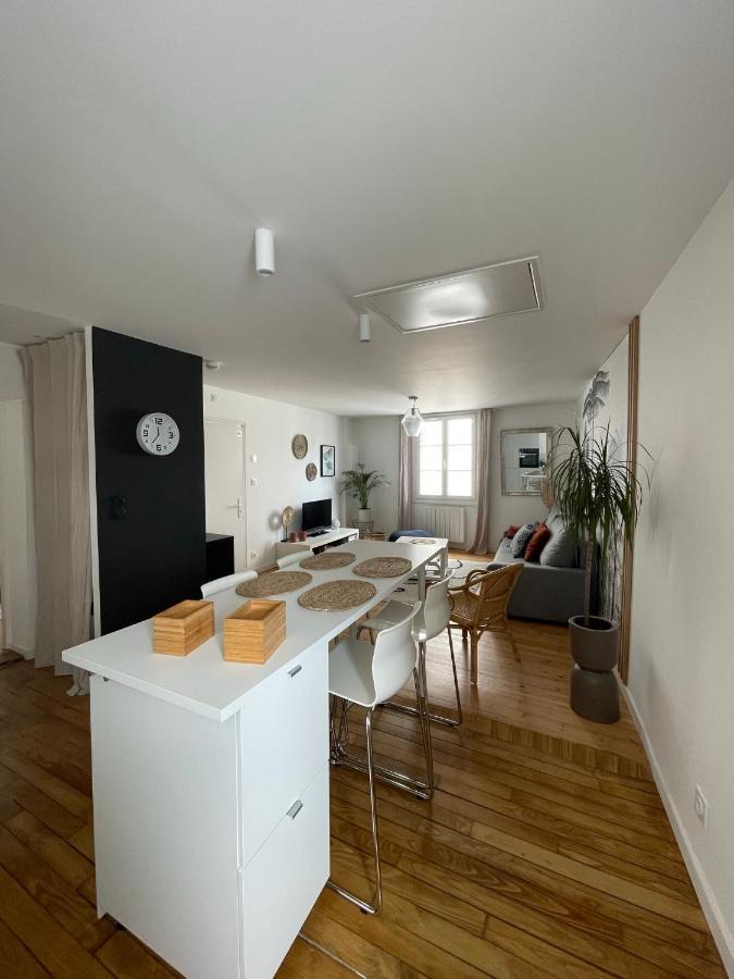 Appartement Au Coeur Du Quartier Historique Vannes Exterior photo