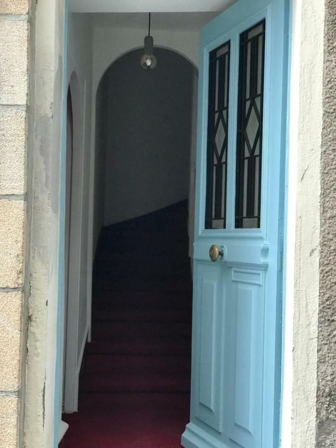 Appartement Au Coeur Du Quartier Historique Vannes Exterior photo